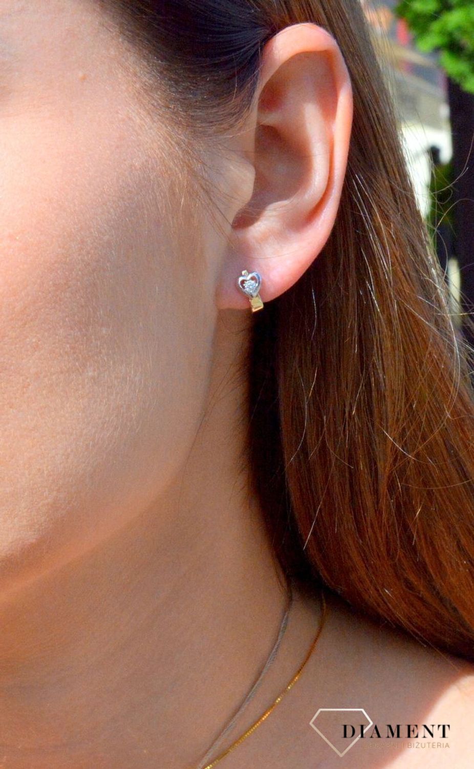 Złote kolczyki dla dziewczynki serduszka KL 3381 333. Delikatne złote kolczyki to idealna propozycja na prezent dla małej dziewczynki. Kolczyki w kształcie serduszka. Przepiękne, złote kolczyki dziewczęce.jpg